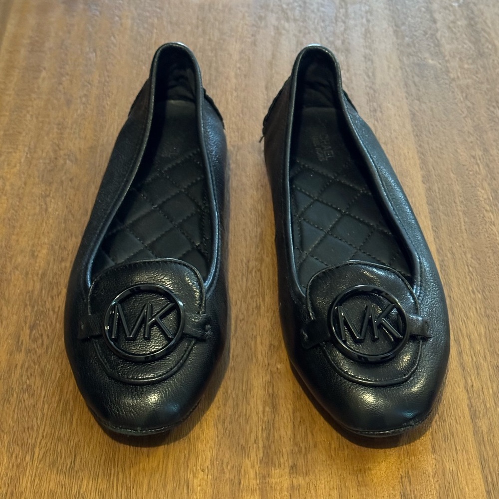 Michael Kors Black Quilted Leather Ballet Flats - Picture 3 of 9
